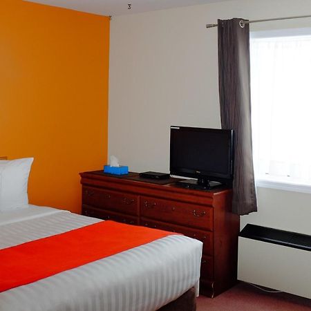 Hotel Robin Hood Гранд Фолс - Уиндзор Екстериор снимка