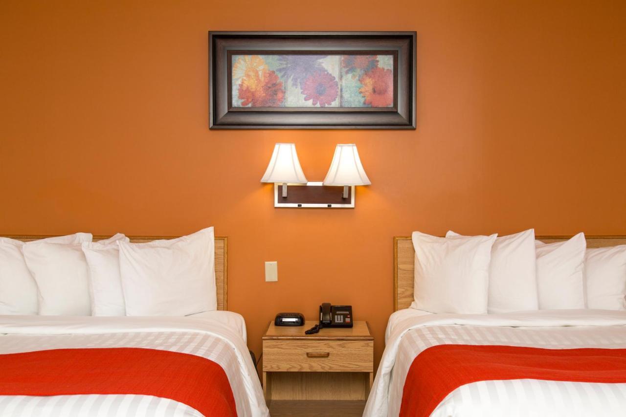 Hotel Robin Hood Гранд Фолс - Уиндзор Екстериор снимка
